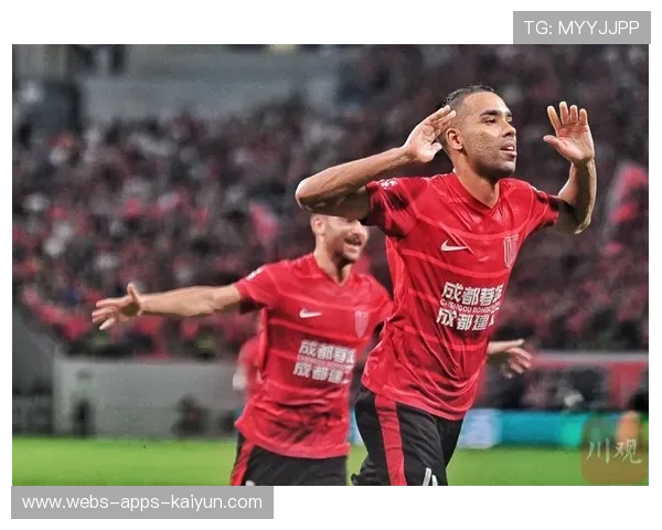 成都蓉城在高位压迫下多次获得抢断机会